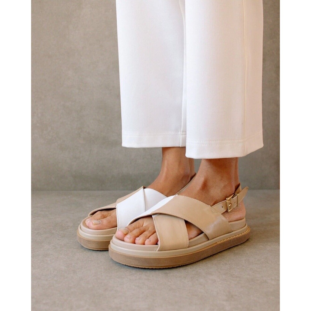 ALOHAS Marshmallow Bicolor Sandal In Stone Beige + Bright White Size 40
